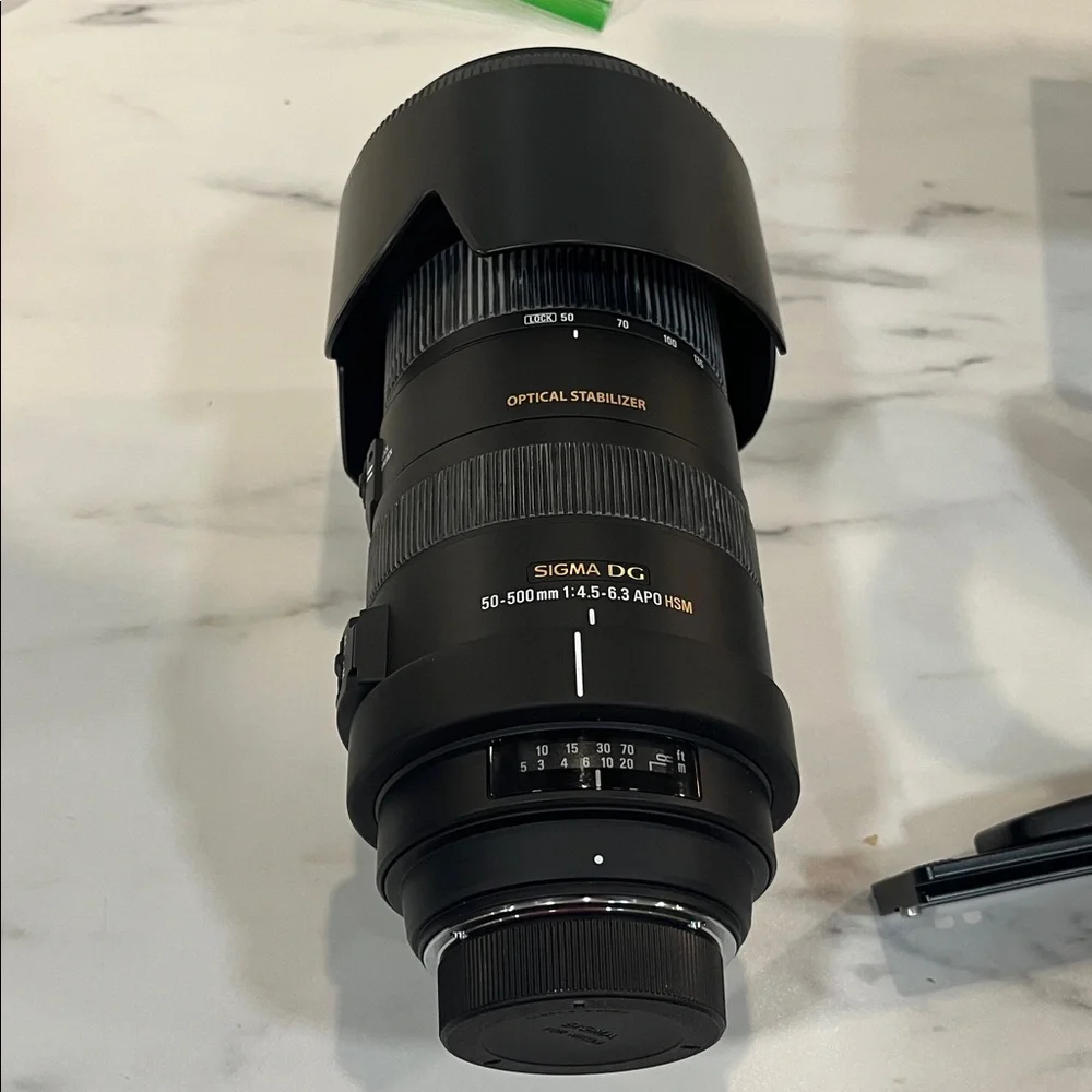 Sigma Beauty Black Telephoto Zoom Lens with Tripod Collar 50-500